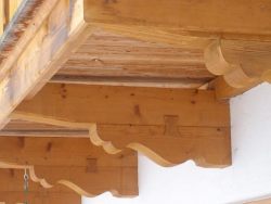 Balkonstich profiliert