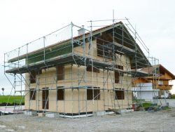 Doppelhaushälfte aus Brettsperrholz
